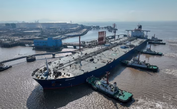 Russia faces challenges meeting too many International Oil Orders